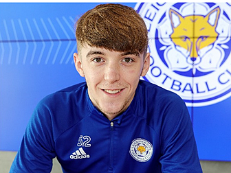 Shane Flynn signs new contract...